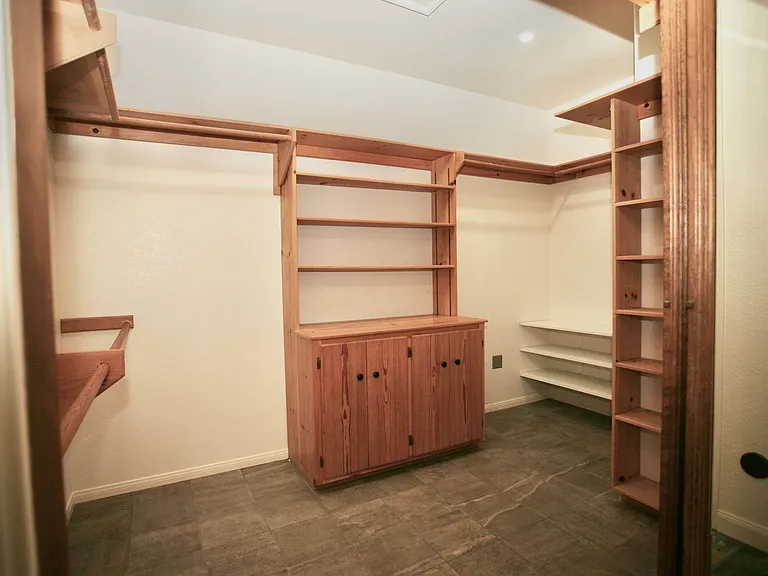 10031 Valle Caballo Ln — Photo 13
