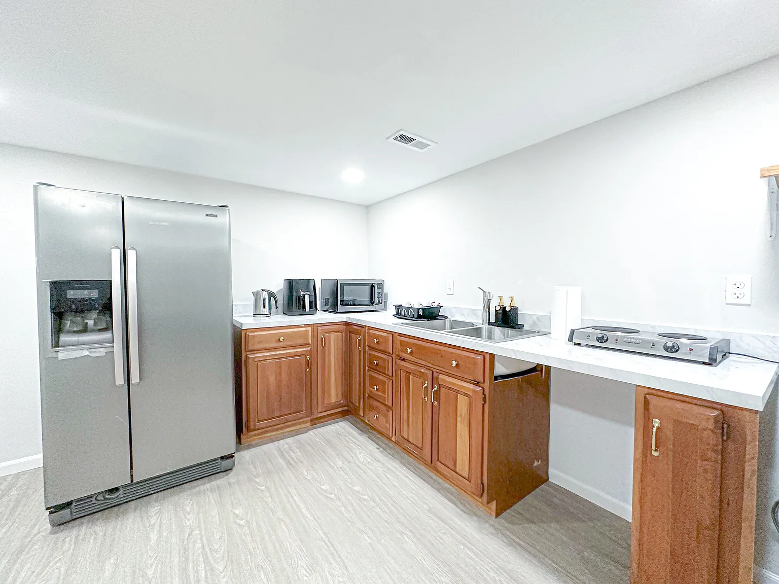1 bed, 1982 sqft, $950 — Photo 3