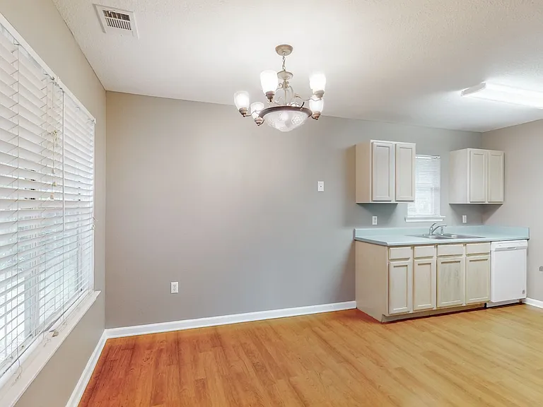 145 Hope Creek Dr — Photo 7