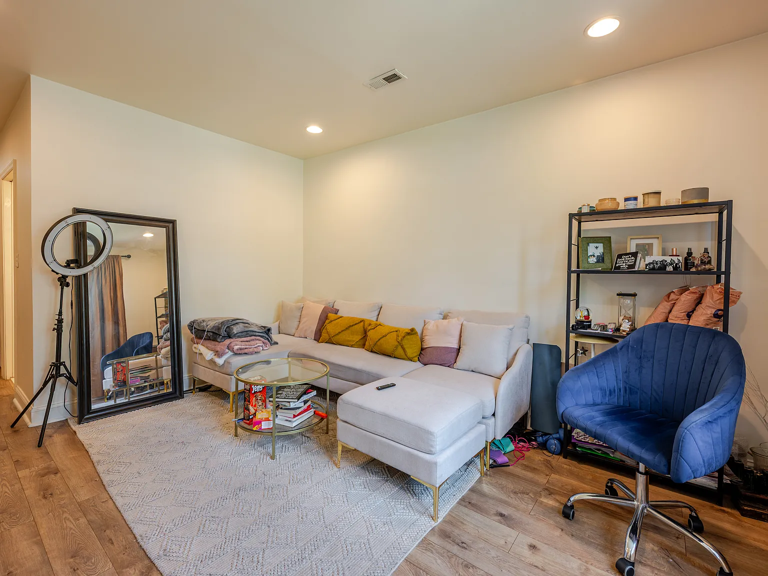 1909 M St NE Unit 2 — Photo 3