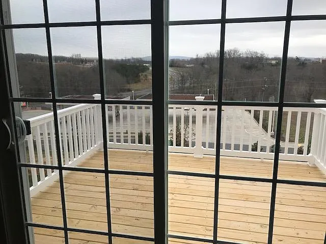 2047 Elm Tree Ct — Photo 5