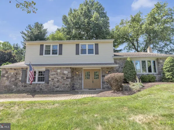 1266 Old Jordan Rd, Holland, PA 18966