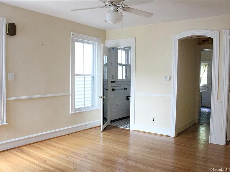 28 Cottage St #1 — Photo 3