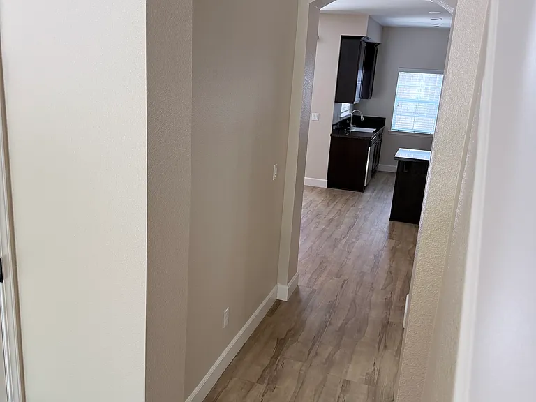 1189 Galeria Cir — Photo 4