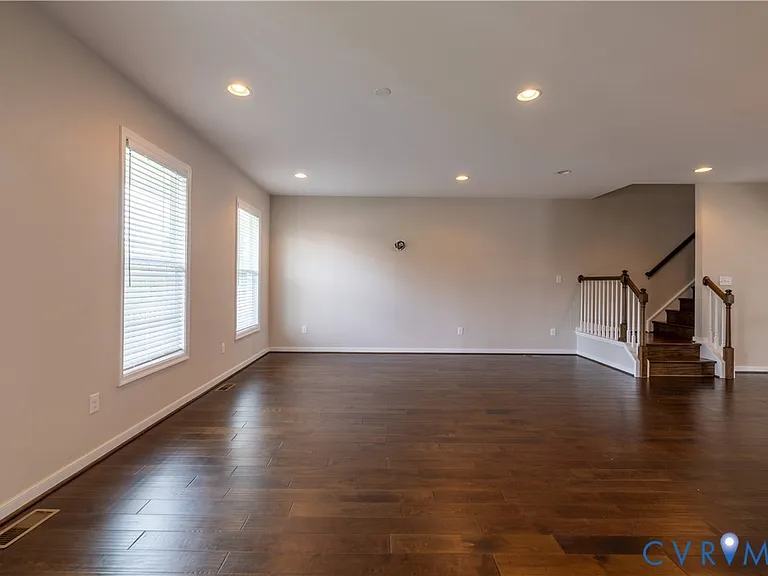 11443 Hayloft Ln — Photo 27