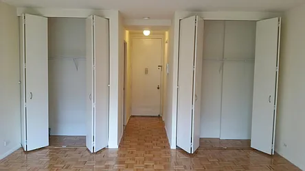 Rented by RELO REDAC INC.