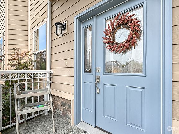 2nd image of 1417 Cascara Court