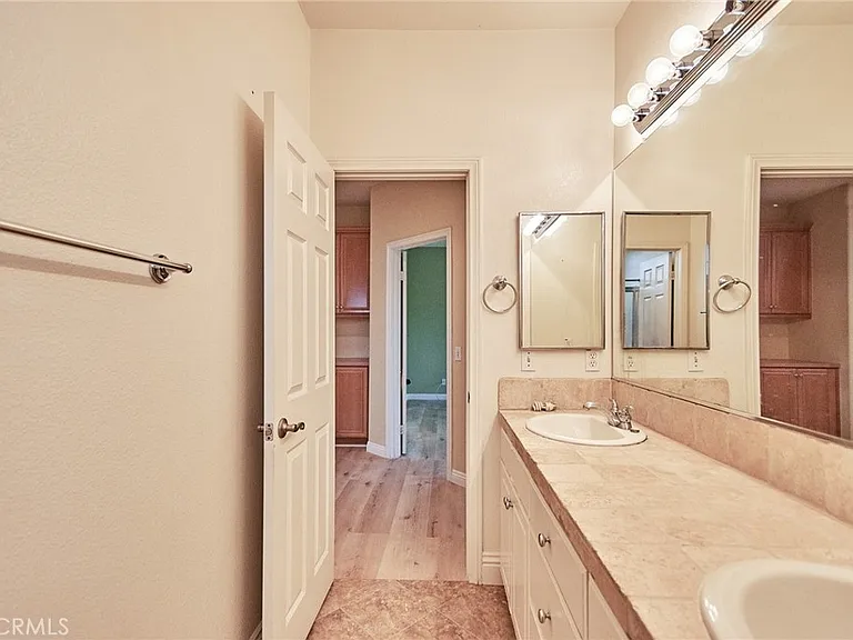 7238 San Carmela Ct — Photo 41