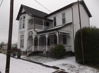 112 W 3rd Ave, Derry, PA 15627