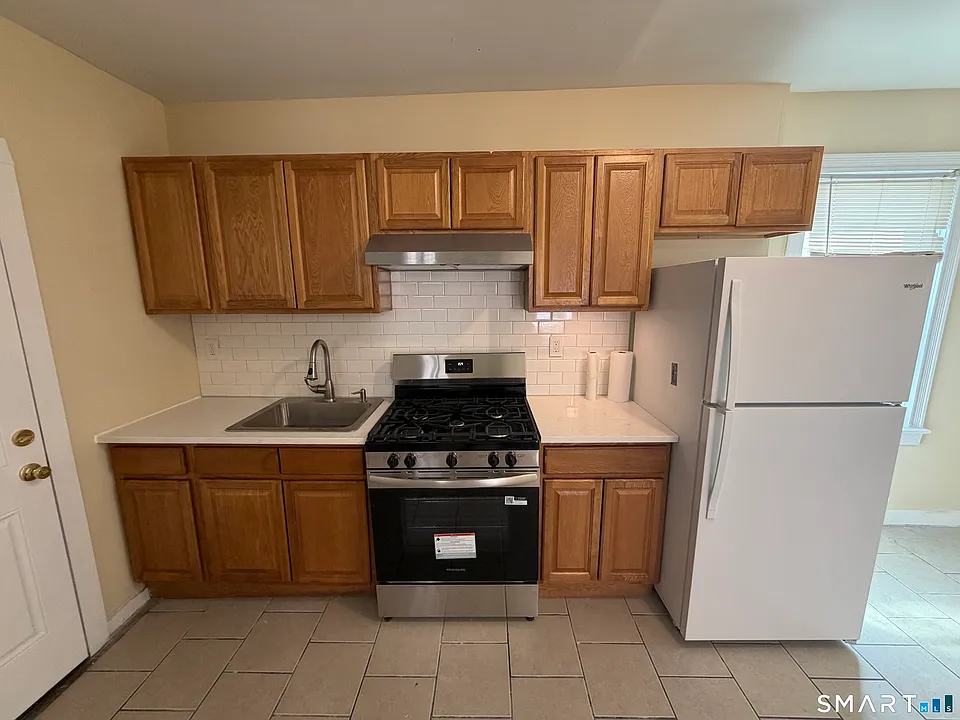 33 Stevens St #1