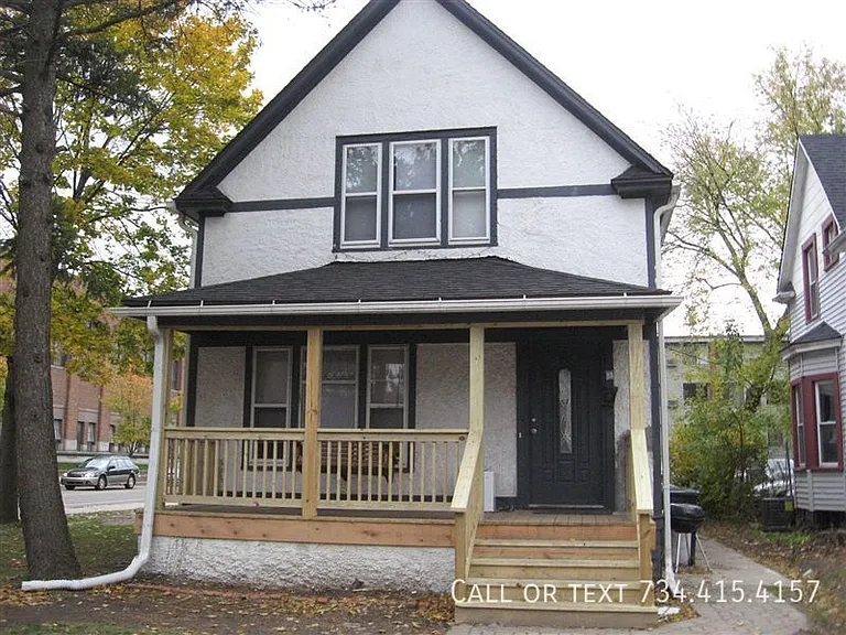 936 Mary St — Photo 38