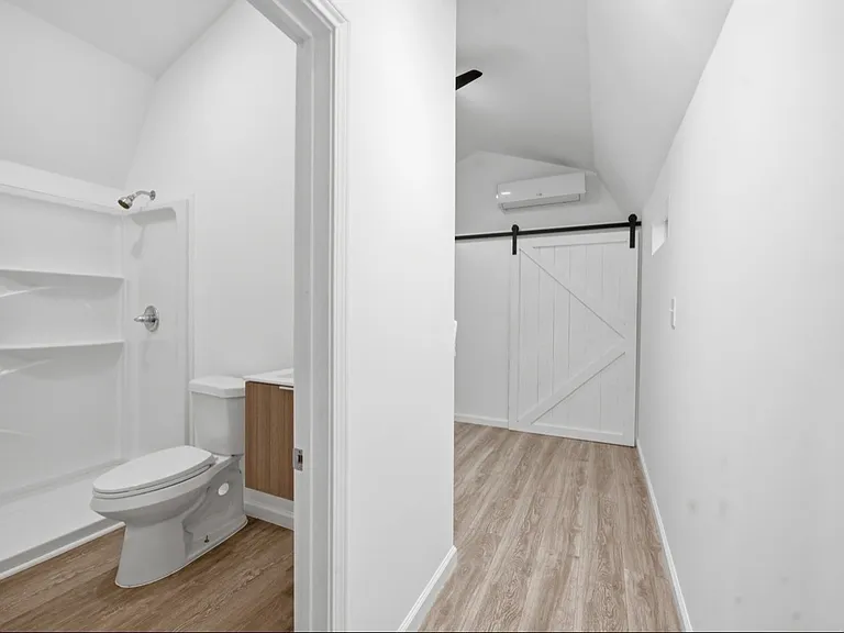 25107 Ada Mae St #2 — Photo 4