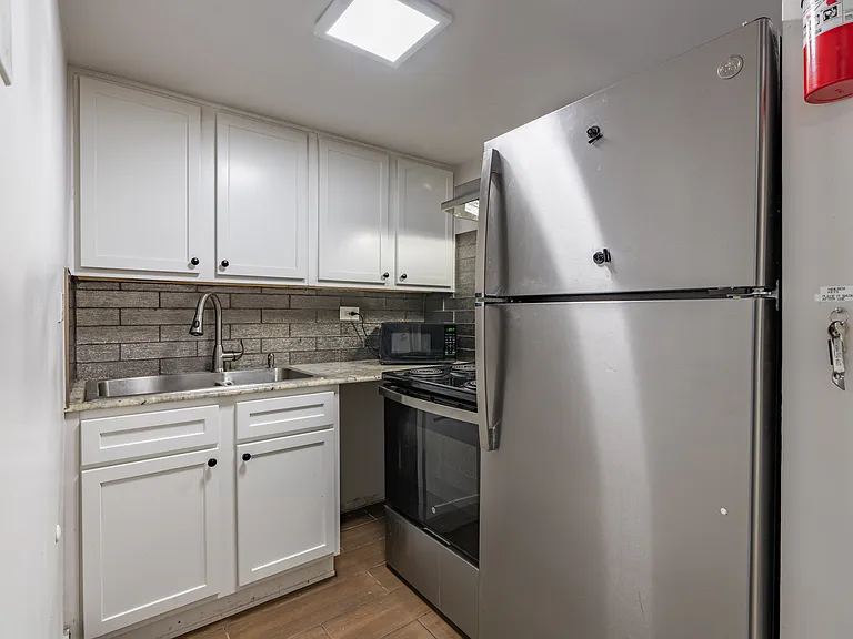 Crescendo Apartments — Photo 11