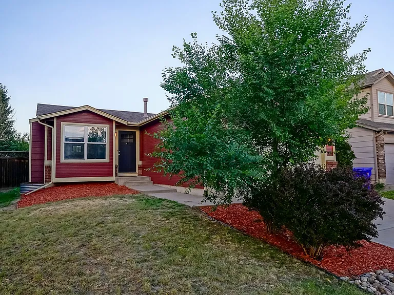 5038 Chariot Dr — Photo 3