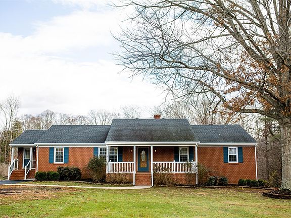 2nd image of 236 Poplar Forest Dr