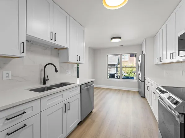 617 East Dayton Street #A, Madison, WI 53703