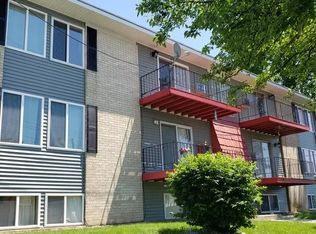 1310 Sunset Ave APT 8, Lansing, MI 48917