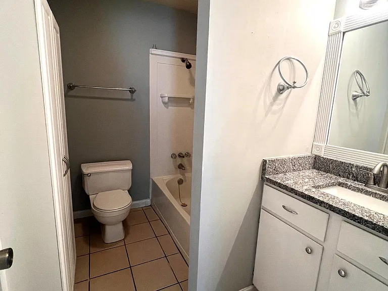 122 Via Don Ray Rd #C — Photo 11