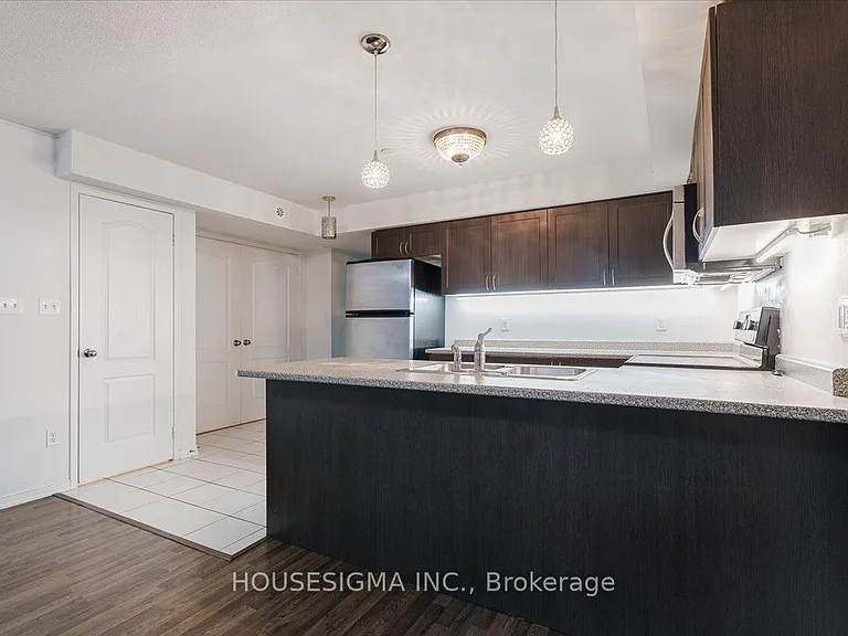 51 Hays Blvd #17 — Photo 6