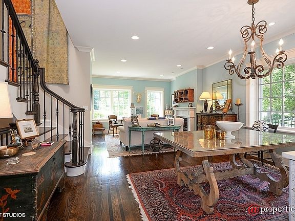 Living Room / Dining Room