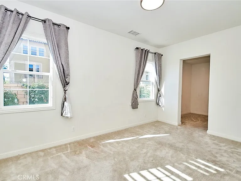 115 Mesa Verde Ln — Photo 17