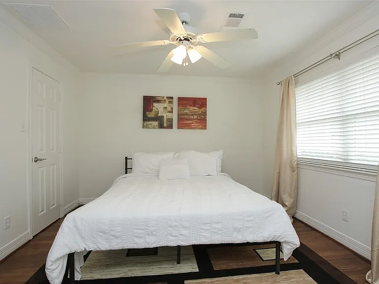 4331 Marina St #B — Photo 6