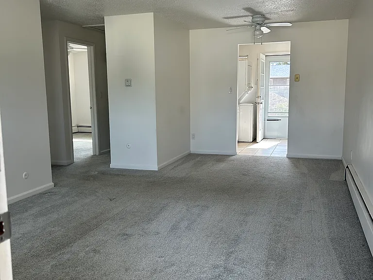 1614 Violet St #4 — Photo 6