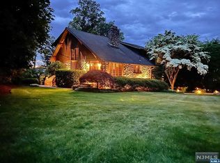 52 Alcott Rd, Mahwah, NJ 07430