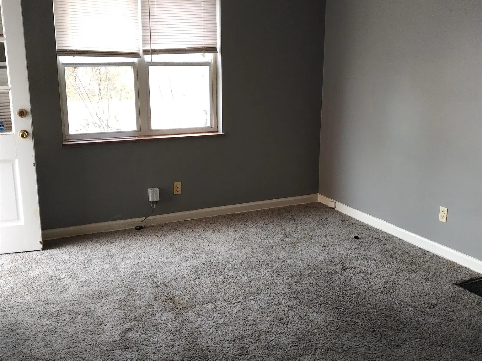 774 S Chesterfield Rd. - Apartment C — Photo 4