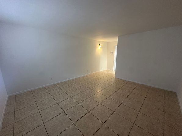 515 S Sequoia Dr APT 112