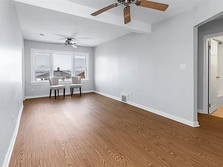 419 Revere St #3 — Photo 6
