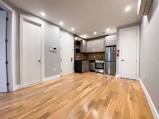 Rented by MAPT Residential LLC | media 23