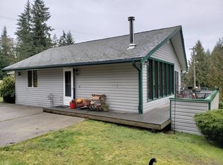 4525 E Lake Goodwin Rd #B, Stanwood, WA 98292
