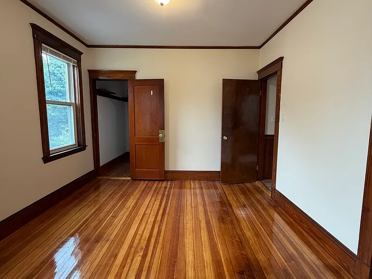 61 Kent St #2 — Photo 9