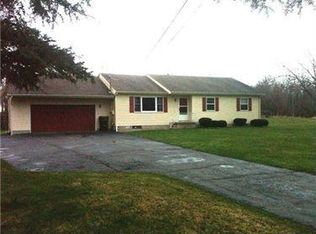 982 Mercer Grove City Rd, Mercer, PA 16137