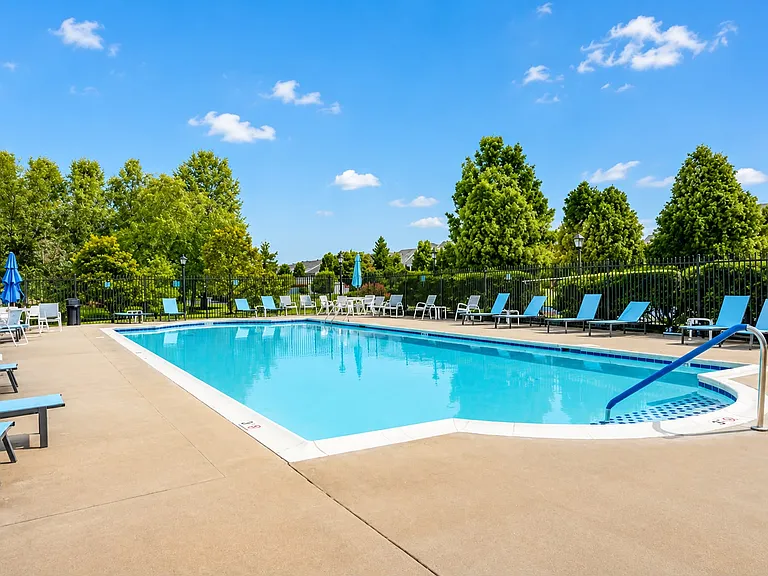 2704 Bradford Commons Dr #201 — Photo 16