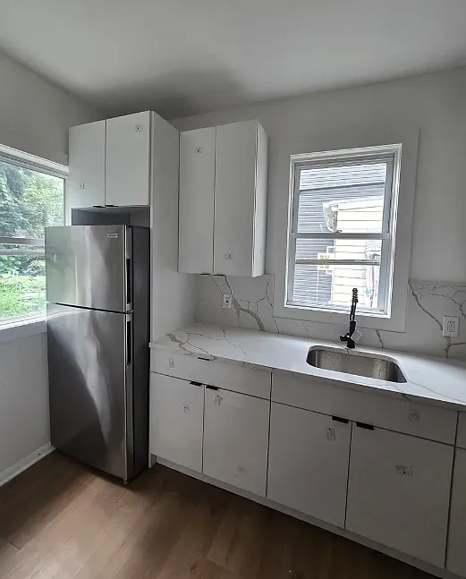 133 Boyd Ave — Photo 3