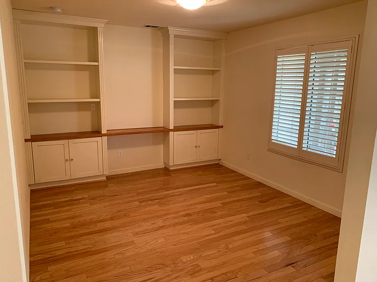 686 Agostini Cir — Photo 5
