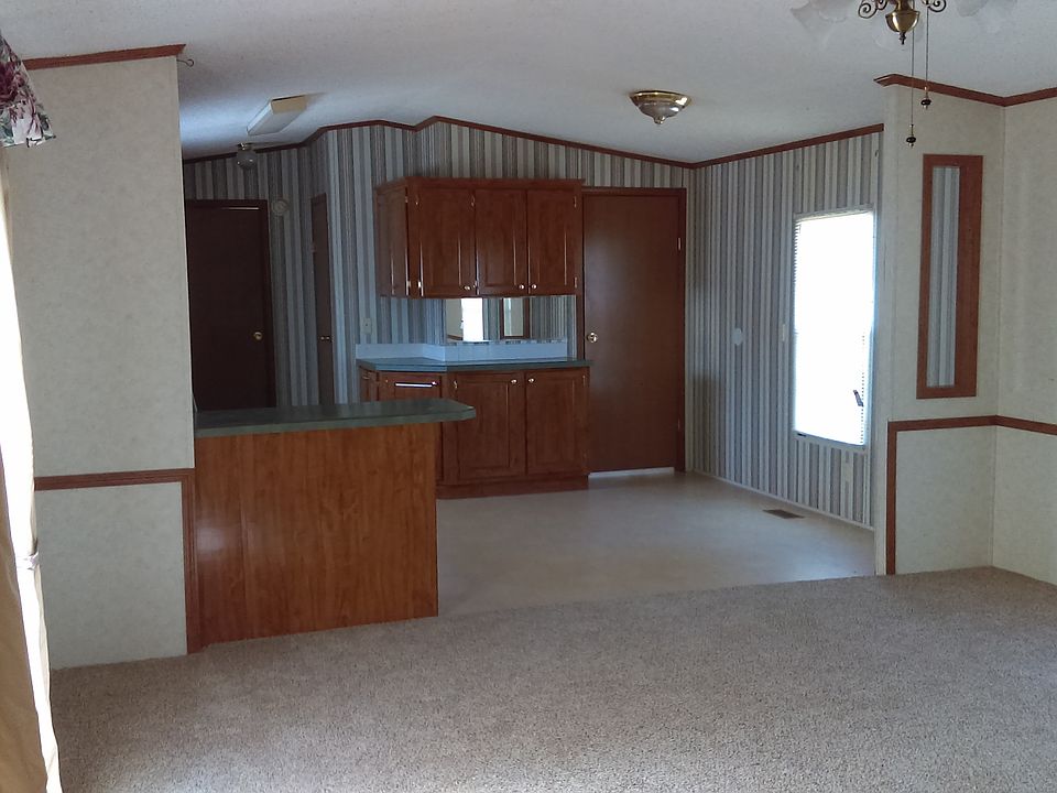 1st image of 7426 Edgehill Ave