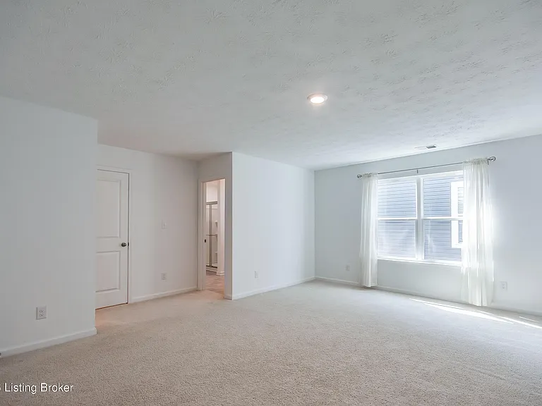 17010 Meander Way — Photo 51
