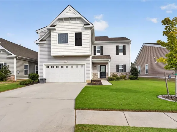 155 Peck Ln, Suffolk, VA 23434