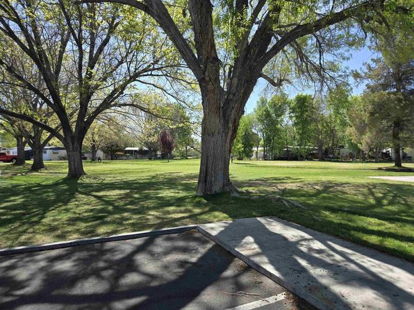 2253 Edinburgh Ave, Bishop, CA 93514