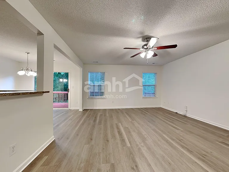 11435 Woodfire Rd — Photo 6