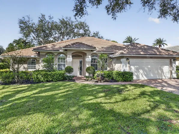 483 Otter Ln N, Jupiter, FL 33458