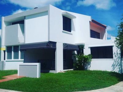 701 Calle Palma, Rio Grande, PR, 00745
