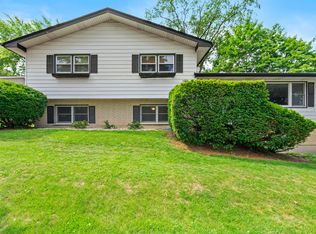 3717 W High St, McHenry, IL 60050