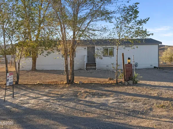 1790 Tuscarora St, Silver Springs, NV 89429