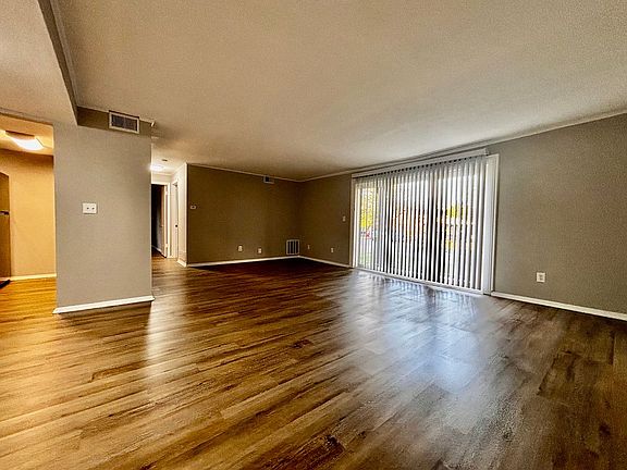 5th image of 4440 Flowerdale Ave #H