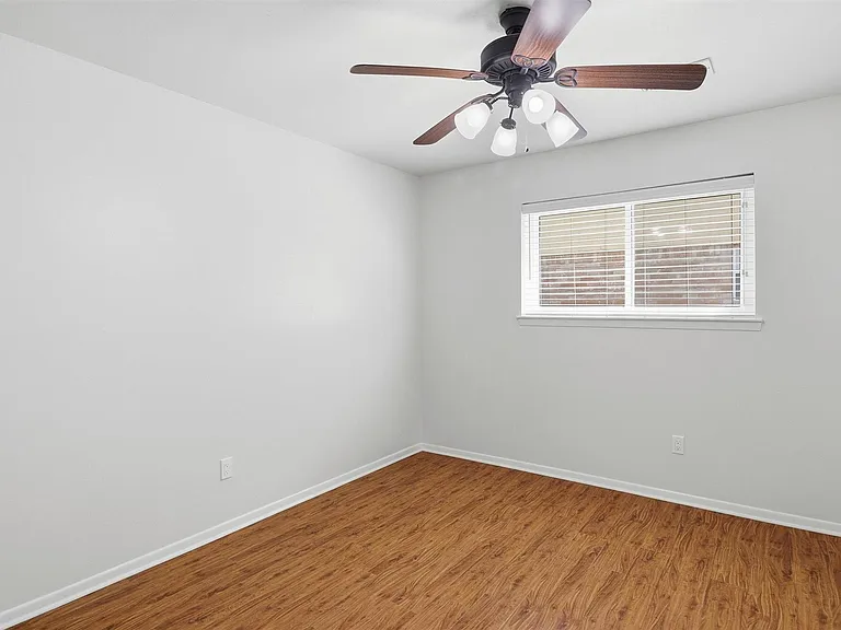 22411 Waynoka Rd — Photo 28