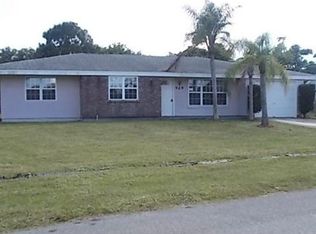 429 SW Kentwood Rd, Port Saint Lucie, FL 34953